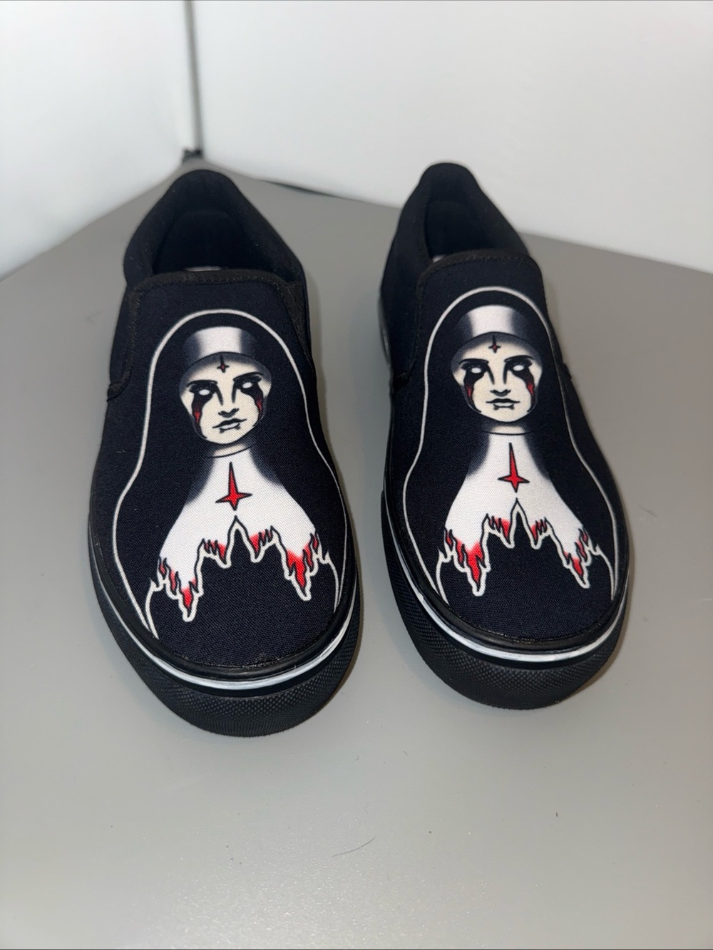 Last Light Apparel The Slip- On Nun Shoes.  Eur 39.5/USA 8.5.